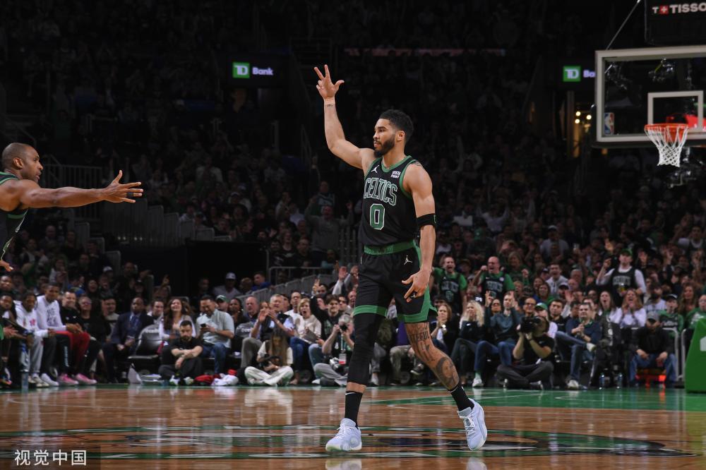 众传递出明 众传递出明