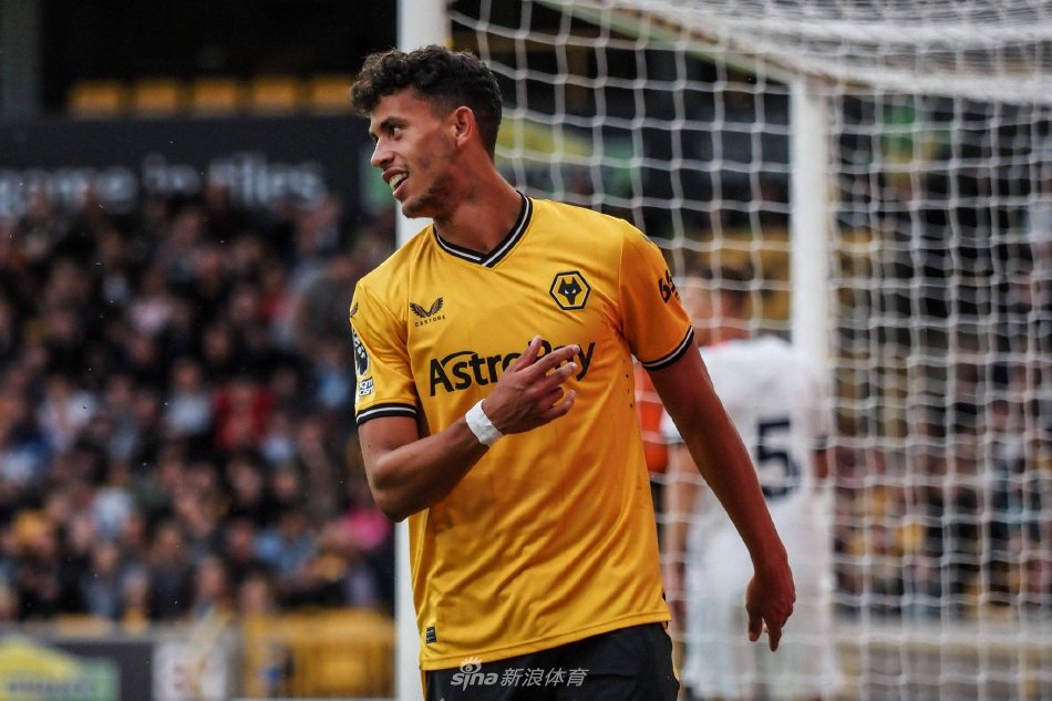 在英超转会 在英超转会