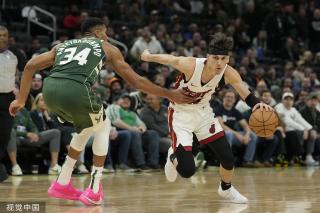 了他一个展 了他一个展